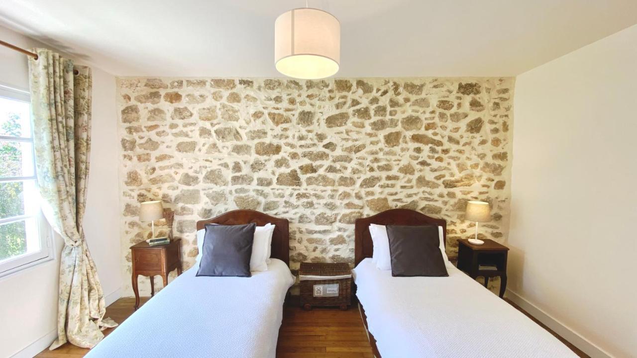 La Chataigne Villa Piegut-Pluviers Luaran gambar